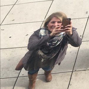 Meet your Posher, Amber