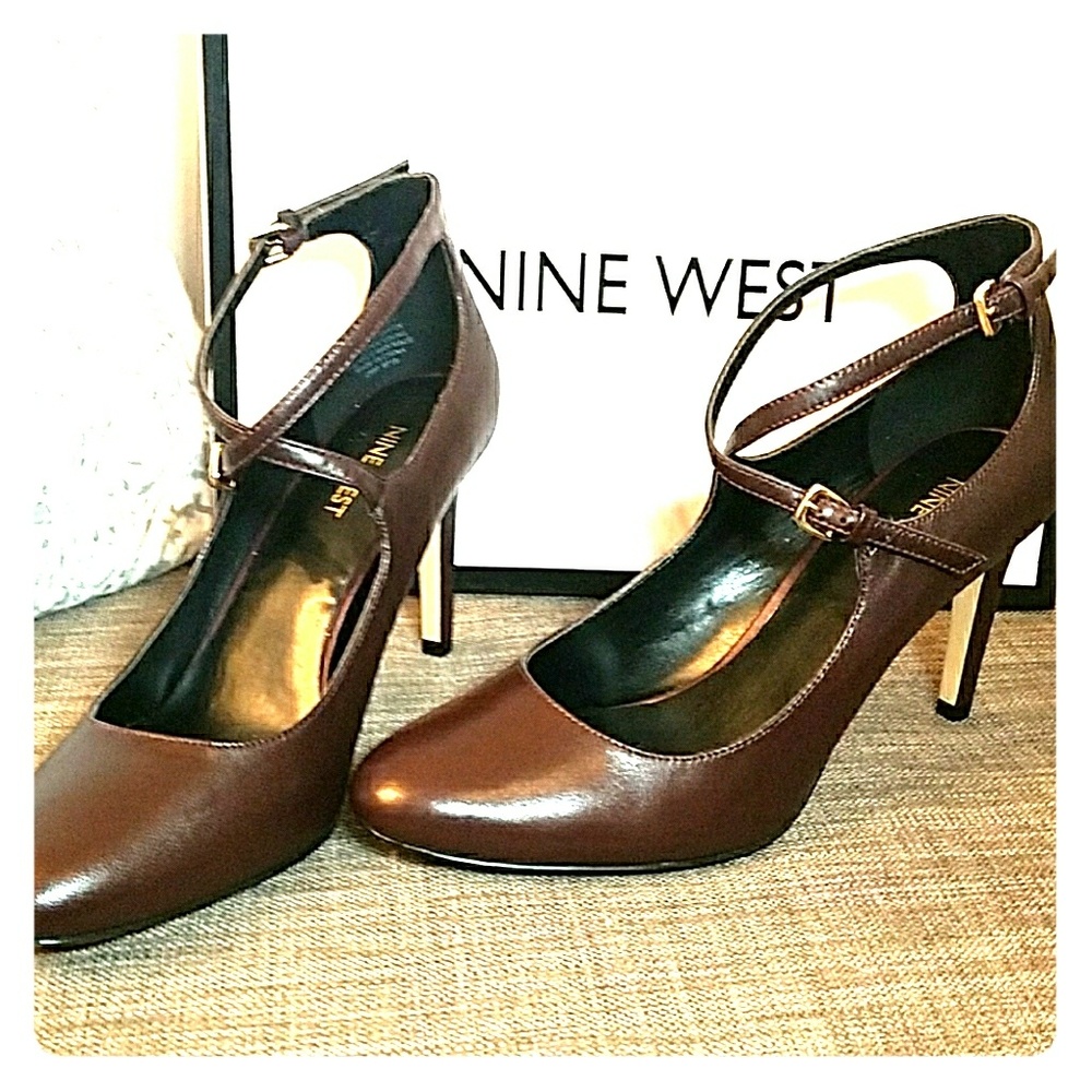 Nine West Mary Jane Pumps
