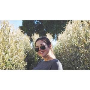 Meet your Posher, Emily