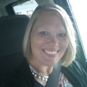 Meet your Posher, Tonya
