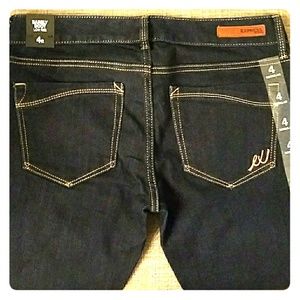 Express Low Rise Barely Boot Jeans