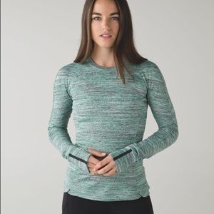 Lululemon runderful top