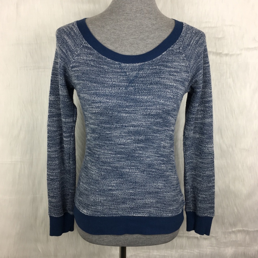 ✨Mossimo Blue Marled Long Sleeve