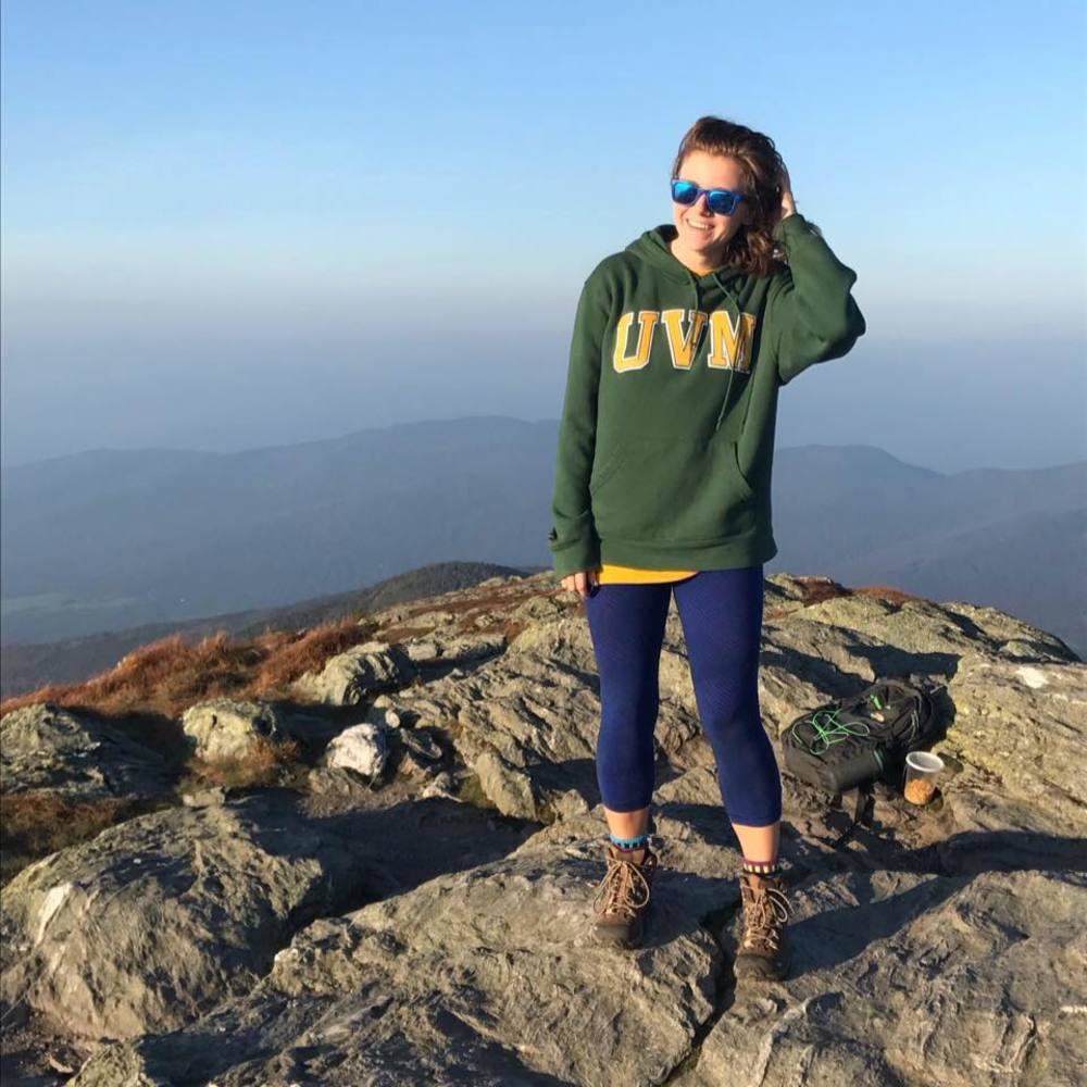 Meet your Posher, Olivia