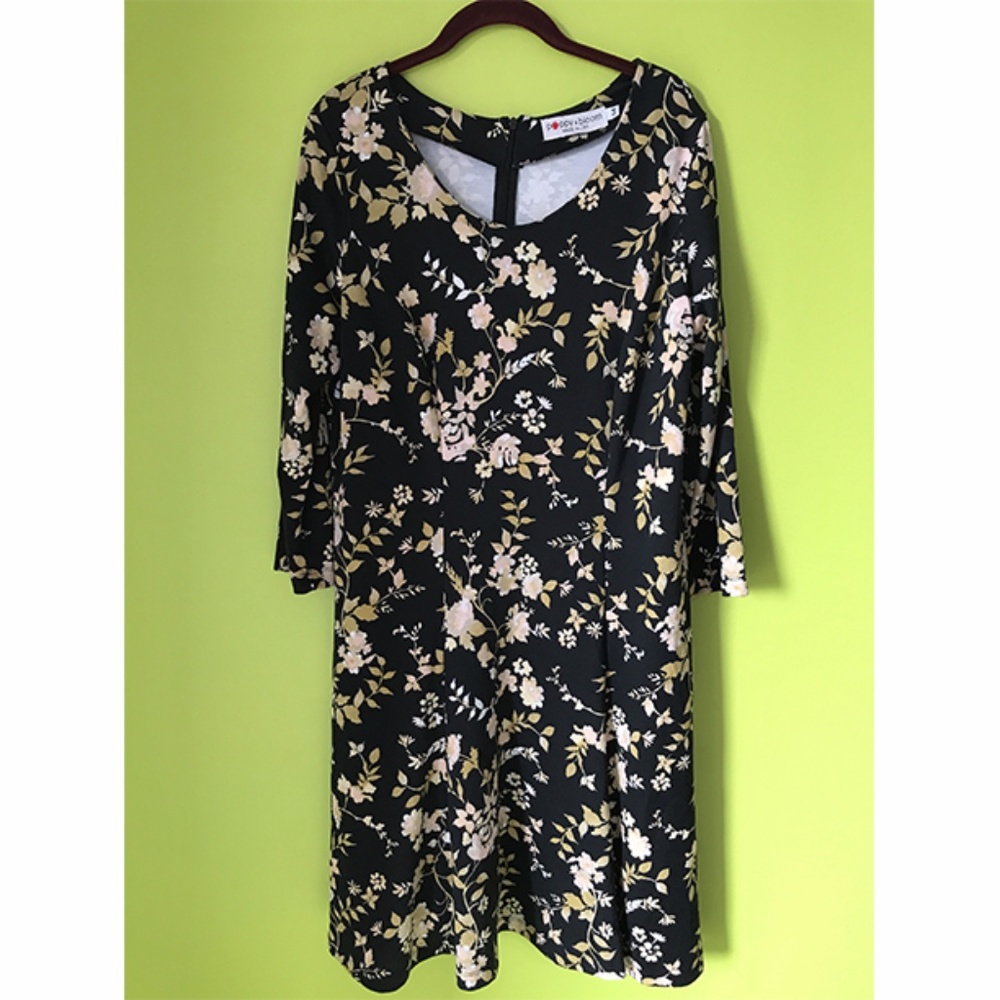 Poppy & Bloom Long Sleeve Floral Black Dress Sz 14