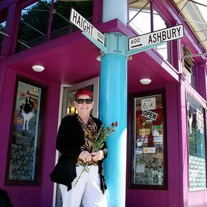 Meet your Posher, Angela