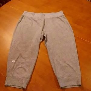 Under armour capris