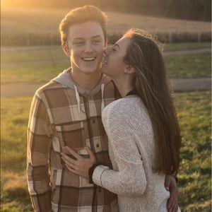 Meet your Posher, Ethan