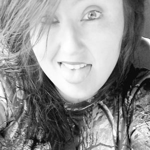 Meet your Posher, Kendra