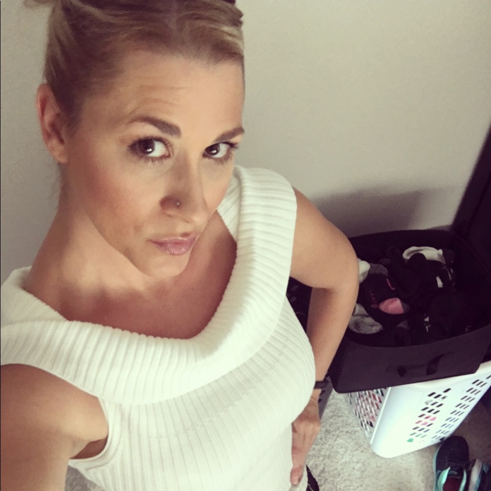 Meet your Posher, Rebekah