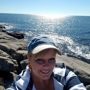 Meet your Posher, Chrystal