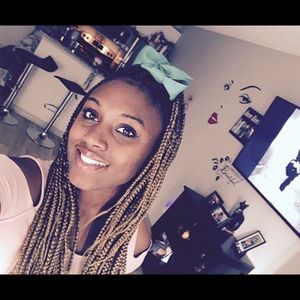 Meet your Posher, Brittney