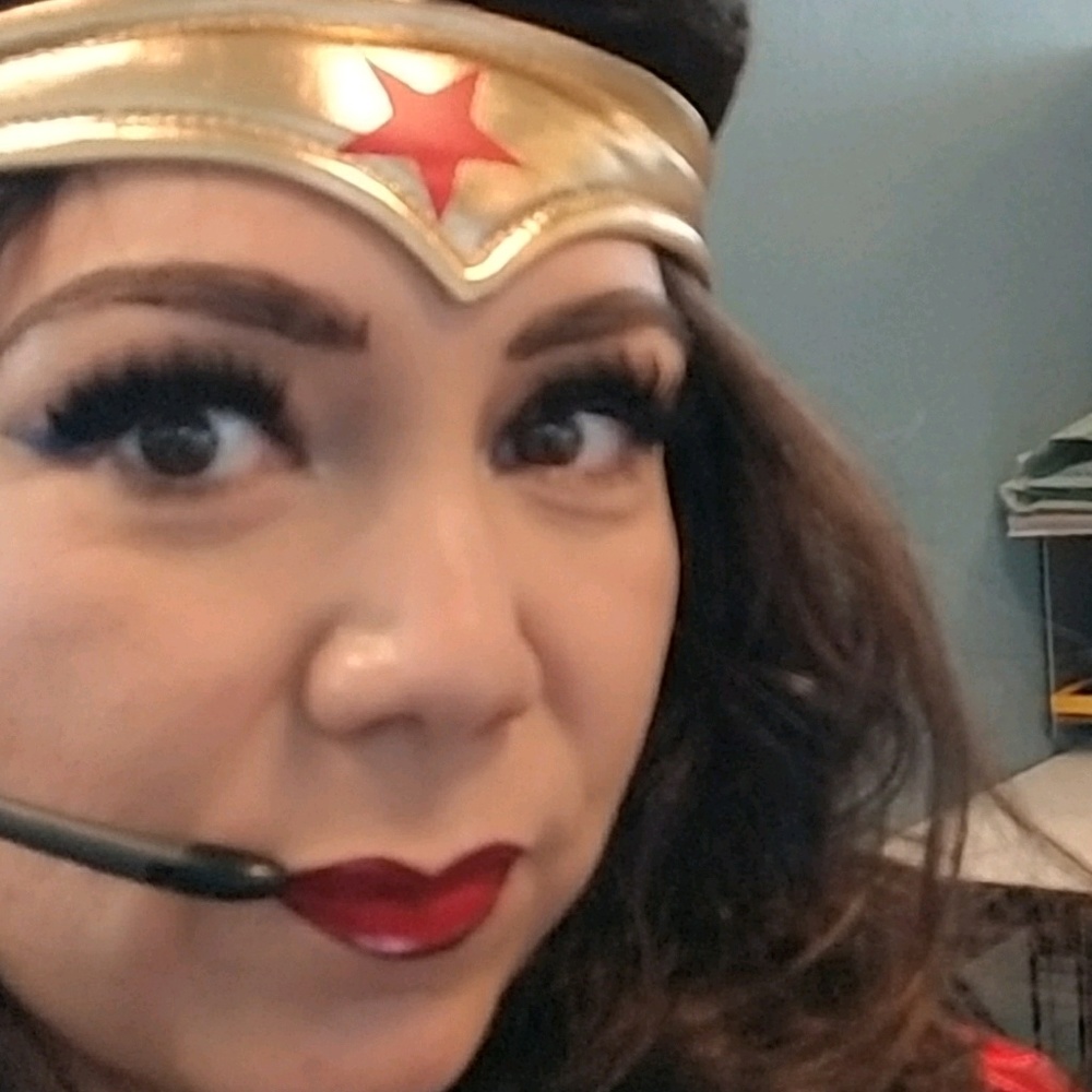 Meet your Posher, Vanessa