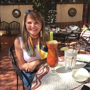 Meet your Posher, Victoria