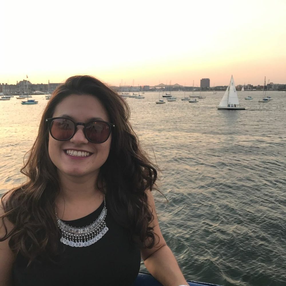 Meet your Posher, Carolina