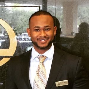 Meet your Posher, Hosam