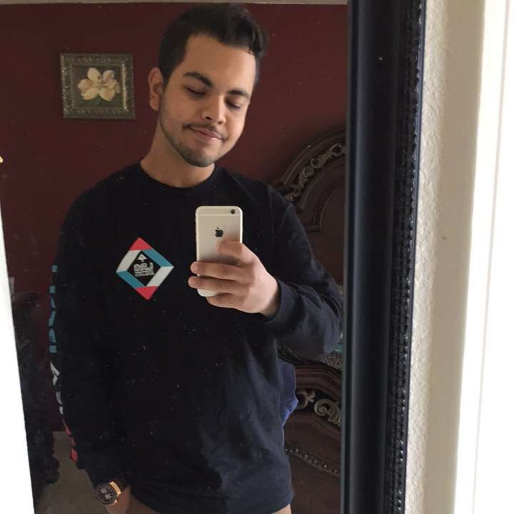 Meet your Posher, Rogelio