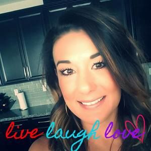 Meet your Posher, Nicolette