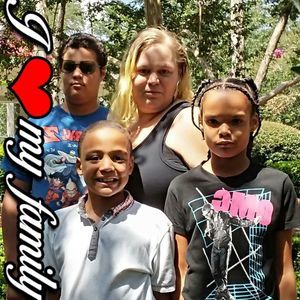 Meet your Posher, Constance