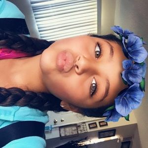 Meet your Posher, Jazmin