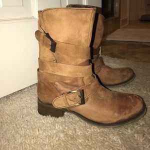Steve Madden boot