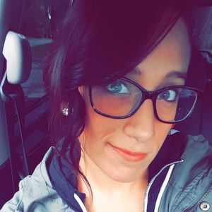 Meet your Posher, Ericka