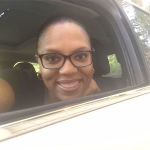 Meet your Posher, Deanda