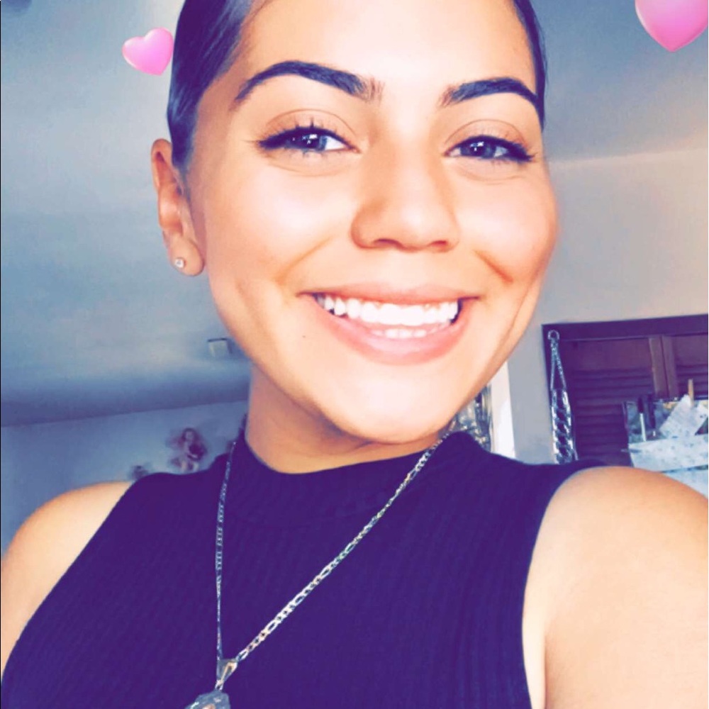 Meet your Posher, Giselle