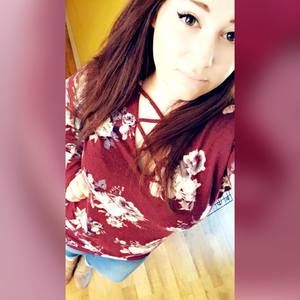 Meet your Posher, Anna