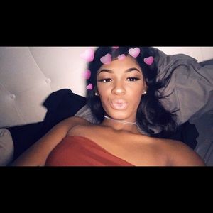 Meet your Posher, Ayana