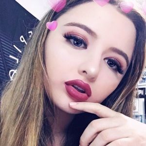 Meet your Posher, Mackenzie