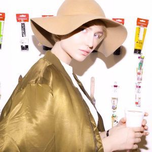 Meet your Posher, Yana