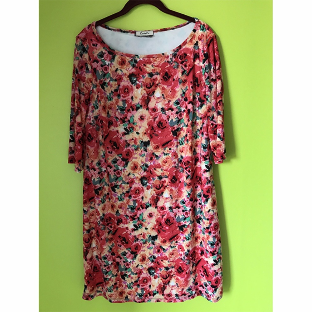 Lucie Lu Long Multi Color Straight Dress Sz 2X
