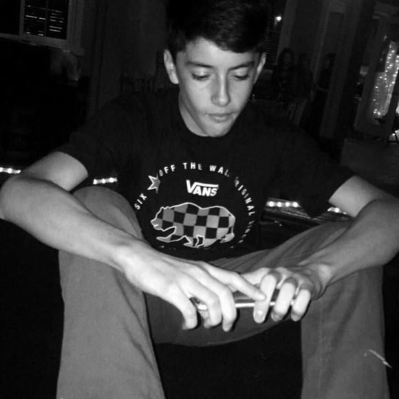 Meet your Posher, Dylan - Picture 1 of 1