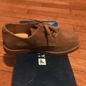 Brand New Sperry boys shoes size 2