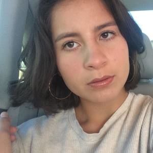 Meet your Posher, Cassandra