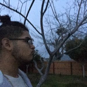 Meet your Posher, Sam