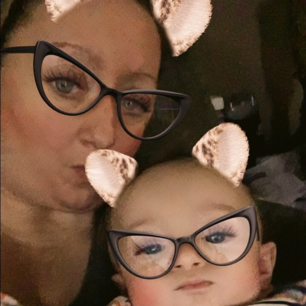 Meet your Posher, Beverly