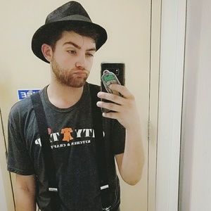 Meet your Posher, Justin