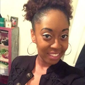 Meet your Posher, Kiara