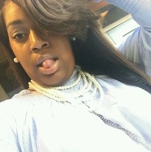 Meet your Posher, Celeste