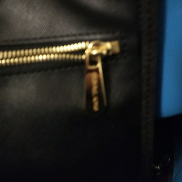 Michael Kors purse - Picture 3 of 4