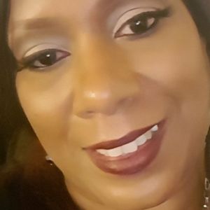 Meet your Posher, Michele