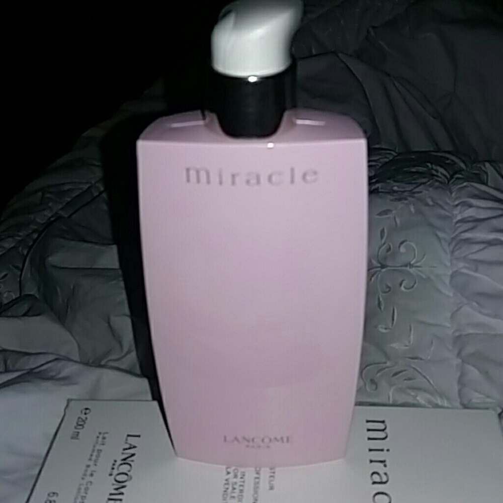 New- Lancome Miracle Perfumed Lotion