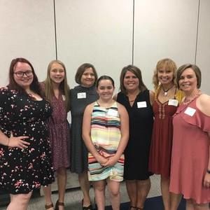 Meet your Posher, Laurie