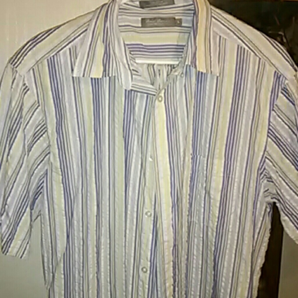 Men's Daniel Cremieux buttoned down