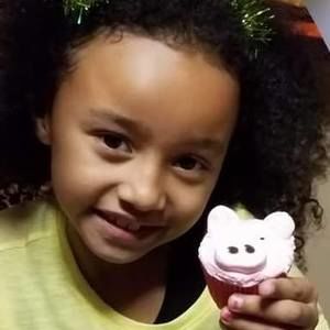 Meet your Posher, Sheila