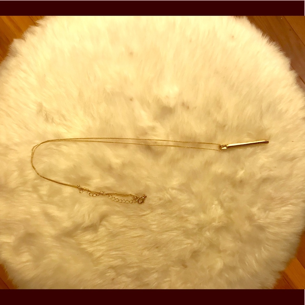 Reversible bar necklace