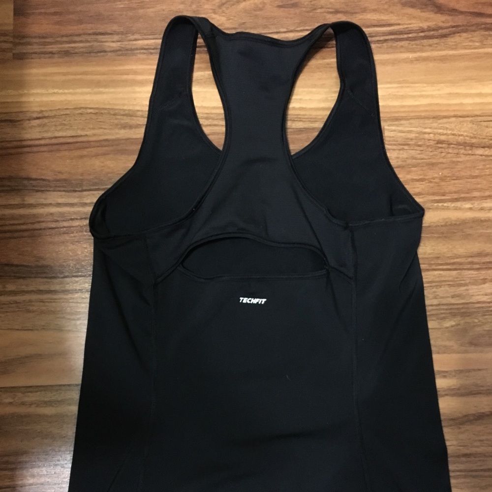 Adidas tech fit (RESERVED)
