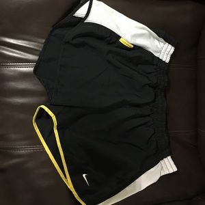 Nike livestrong short (RESERVED)
